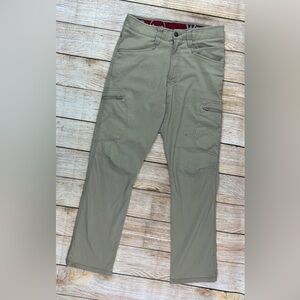 Mens Wrangler ATG  Outdoor Khaki Cargo Pants Size 30x30 NW780FK